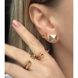 Brinco Triângulo Dourado